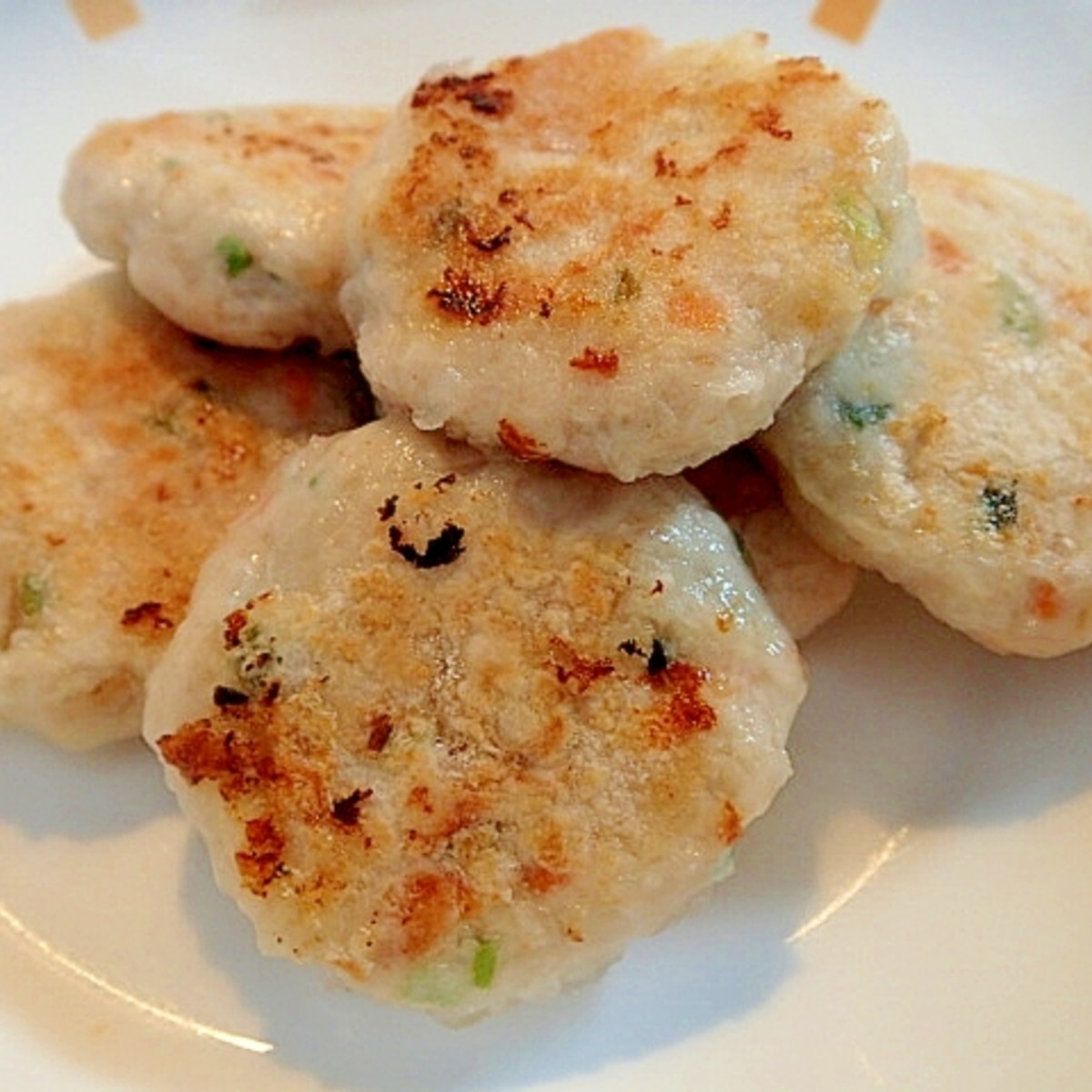 鯵のすり身でお魚ハンバーグ レシピ 作り方 By ぷ みぃまま 楽天レシピ 鯵のすり身でお魚ハンバーグ レシピ 作り方 By ぷ みぃまま 楽天レシピ